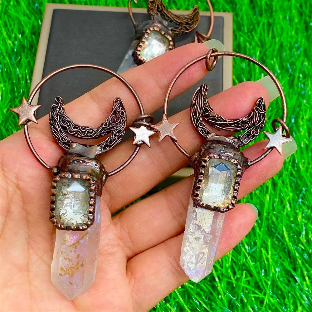 Crystal moon quartz pendant
